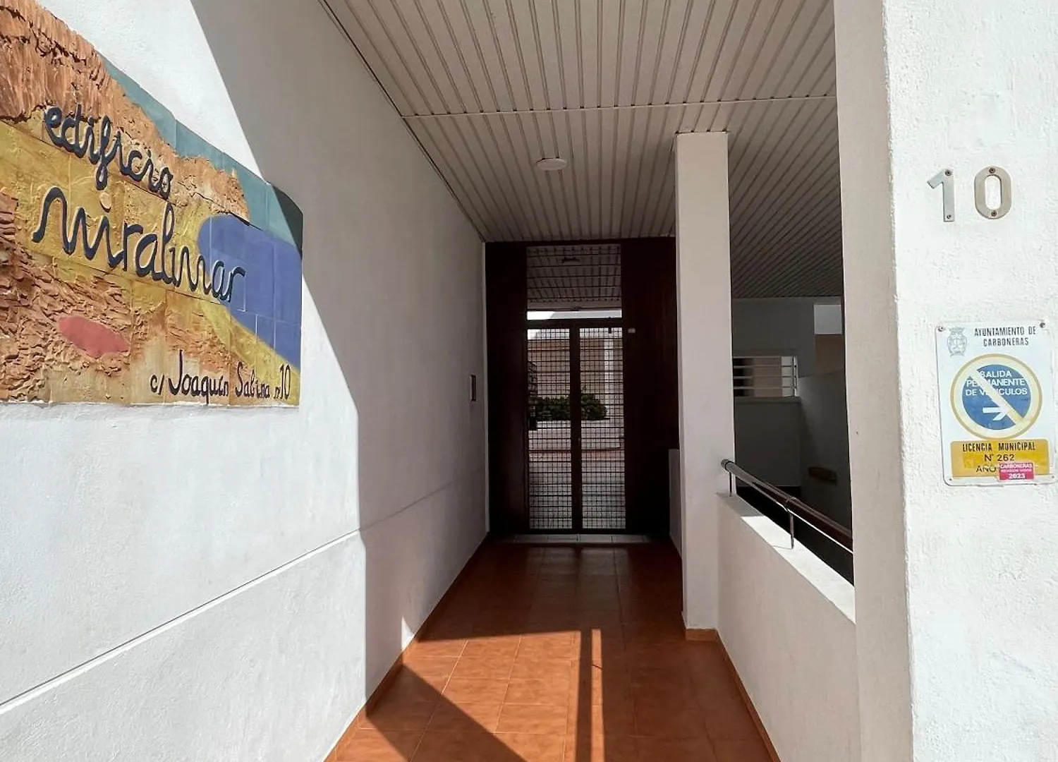 דירות Atico Con Terraza Y Vistas En קרבונראס 0*,