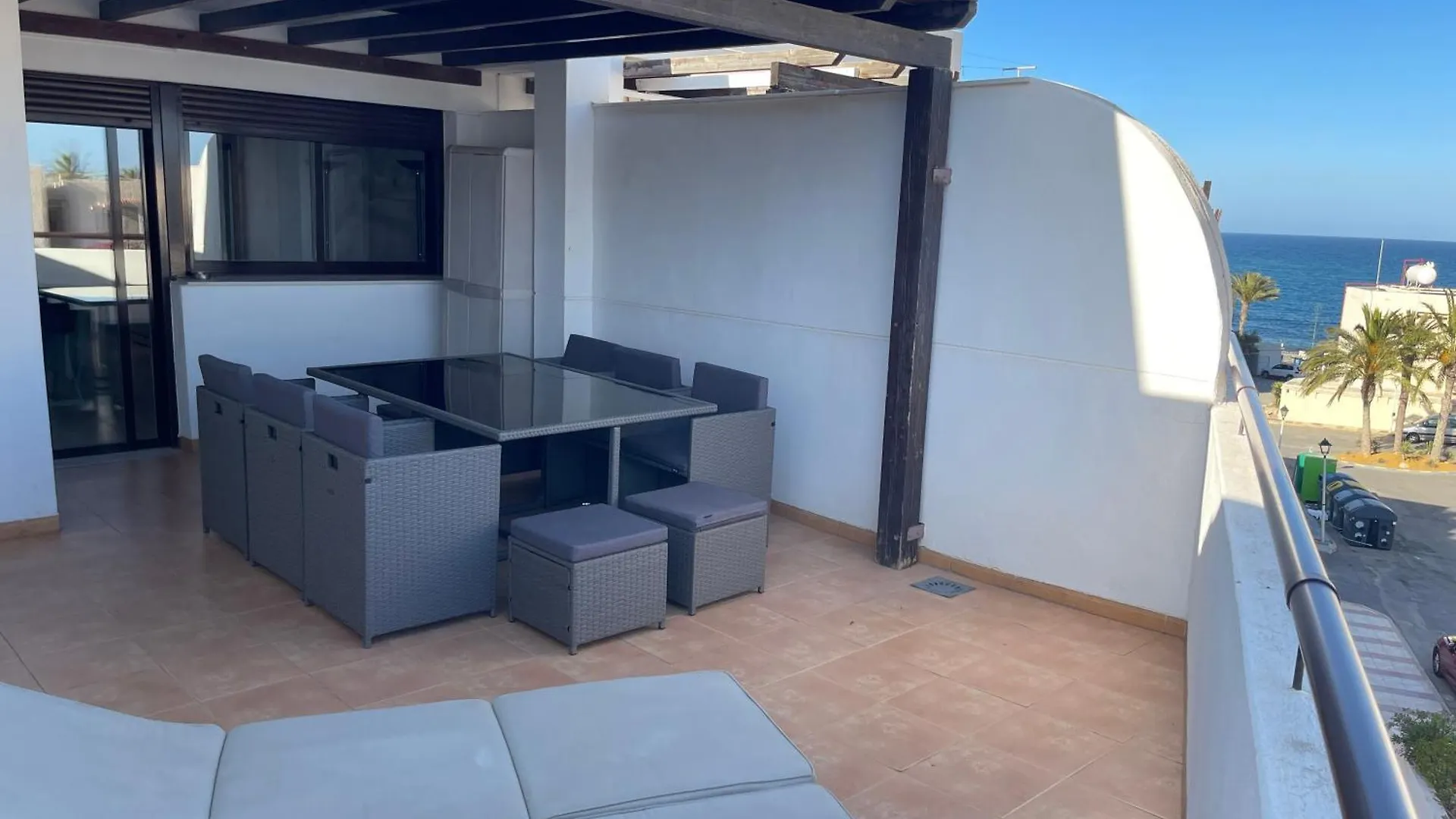 דירות Atico Con Terraza Y Vistas En קרבונראס