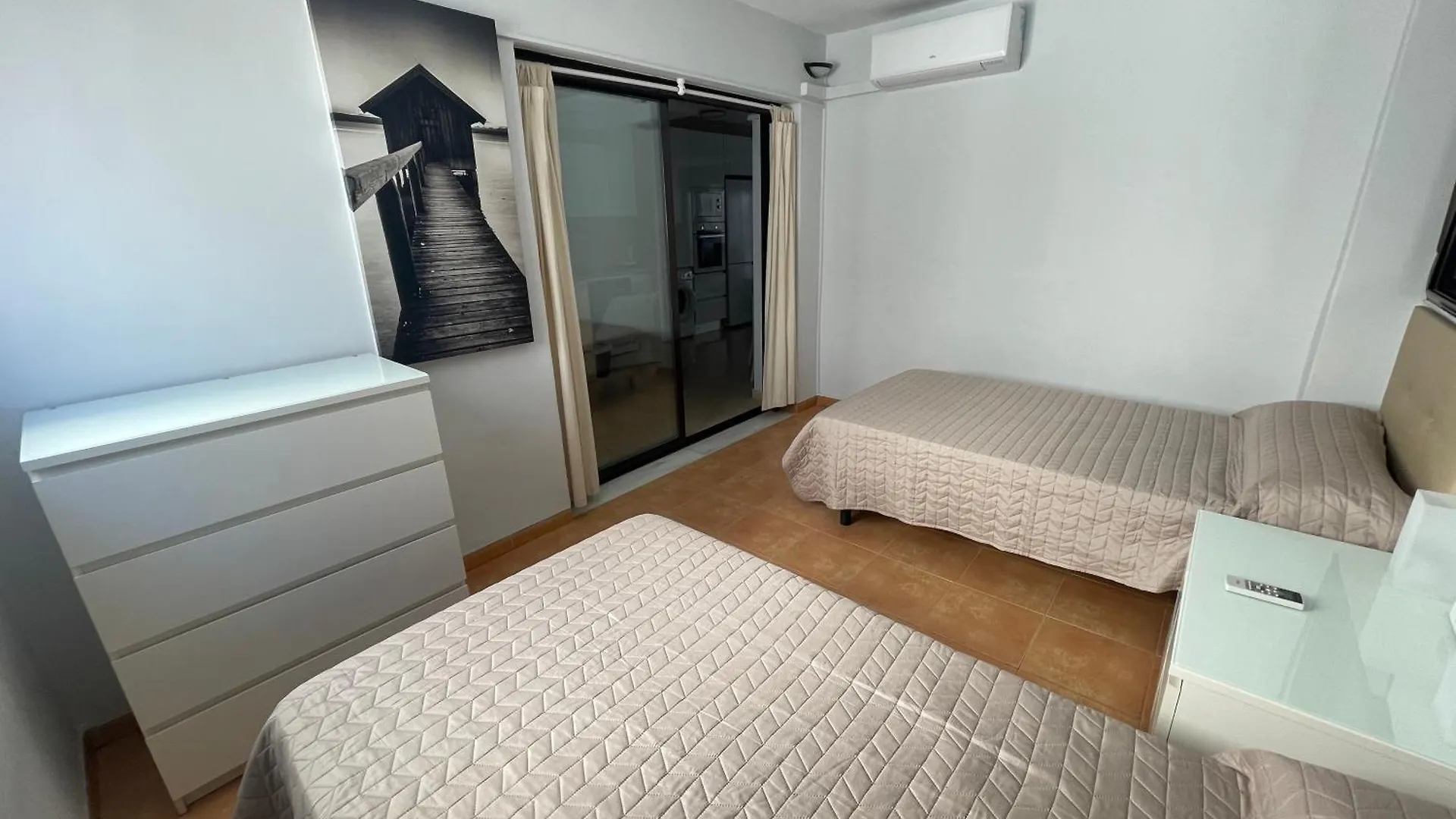 דירות Atico Con Terraza Y Vistas En קרבונראס ספרד